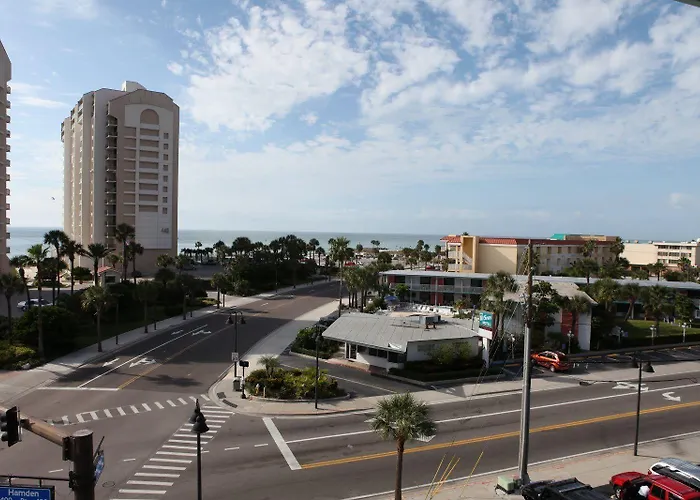 Hotel Clearwater 2*