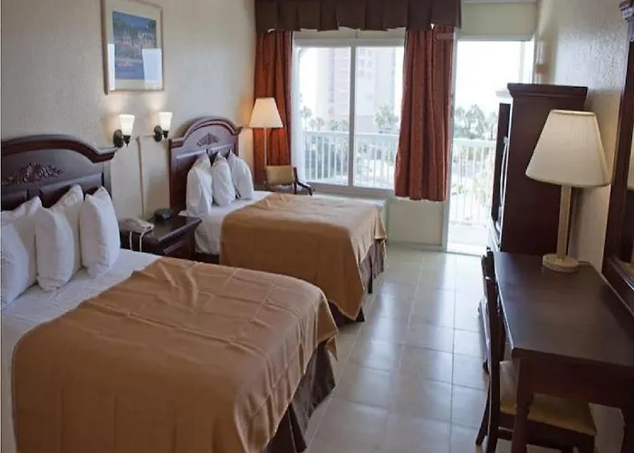 Clearwater Hotel 2*